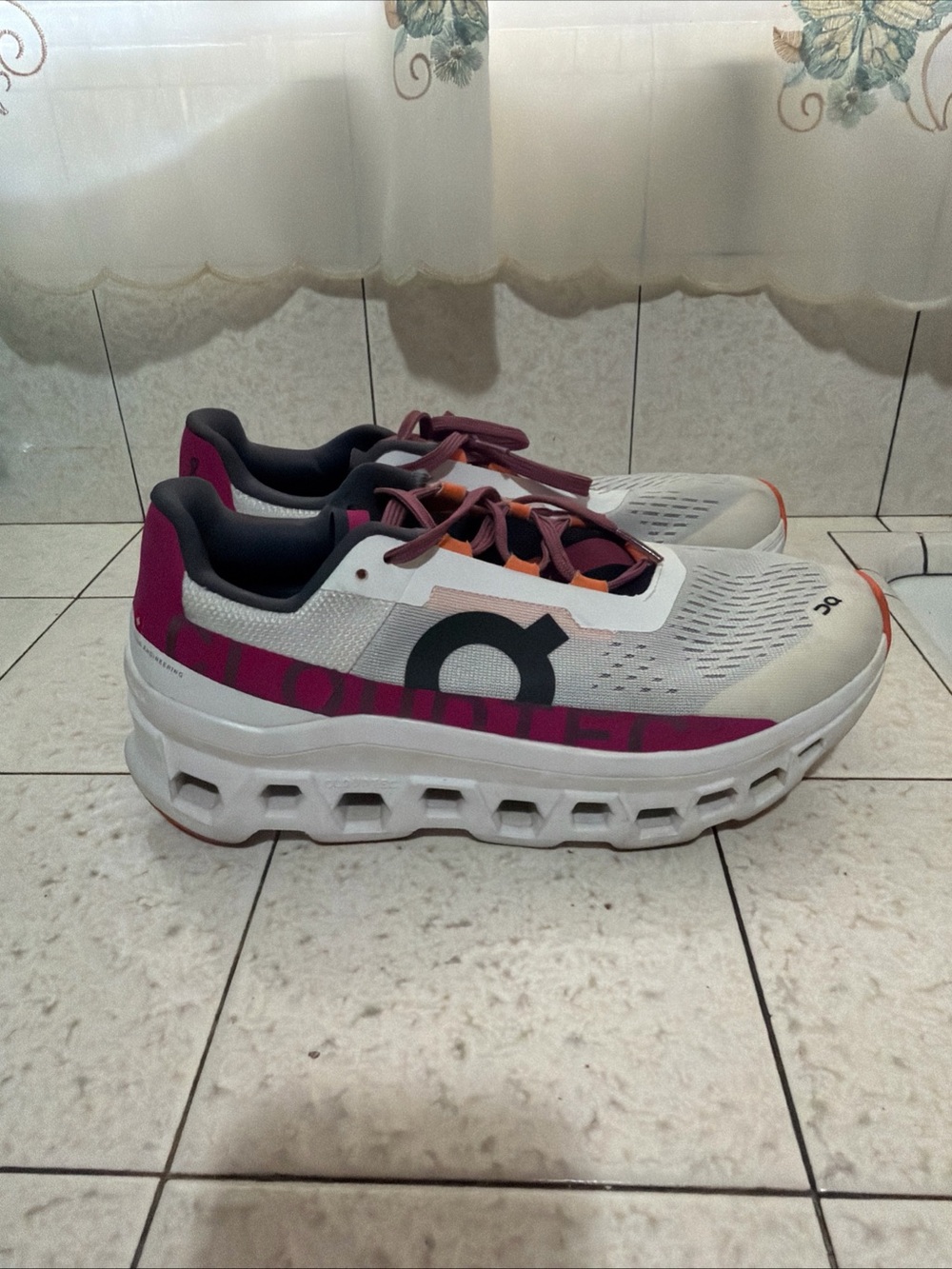 ON CLOUDMONSTER Running Shoes Womens Size 10 white purple Walking Comfort Gym